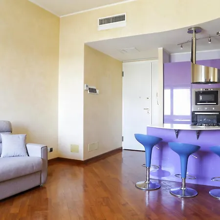 Apartament Bilocale Con Parcheggio Incluso In Via Amba Alagi *