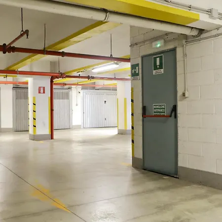 Bilocale Con Parcheggio Incluso In Via Amba Alagi Apartament