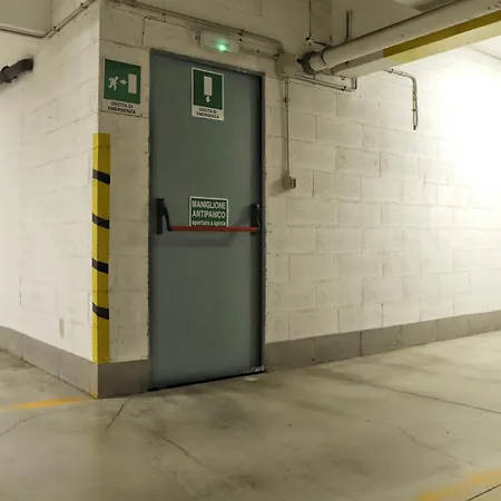 Bilocale Con Parcheggio Incluso In Via Amba Alagi Genua