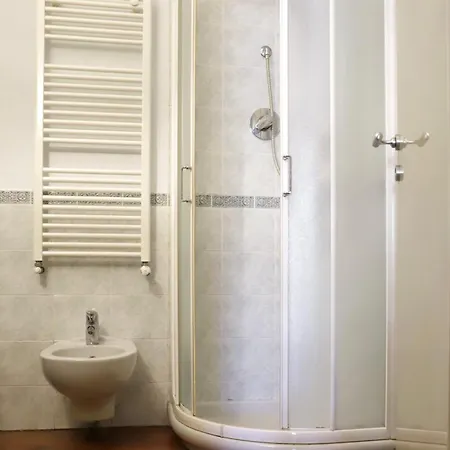 Apartament Bilocale Con Parcheggio Incluso In Via Amba Alagi