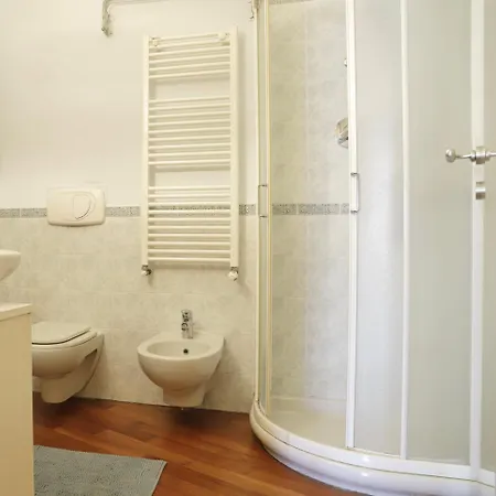 Bilocale Con Parcheggio Incluso In Via Amba Alagi Apartament